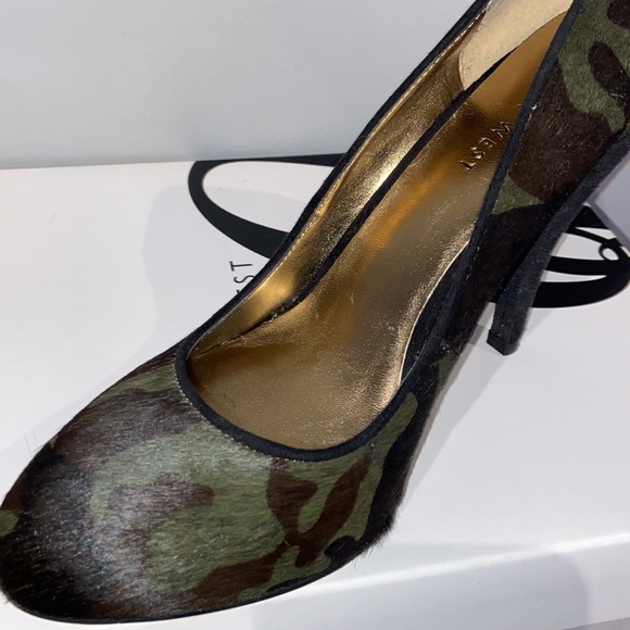 Sexy!!! Classic Army Inspired Size 7 Heels - Worn 2x - Picture 3 of 4